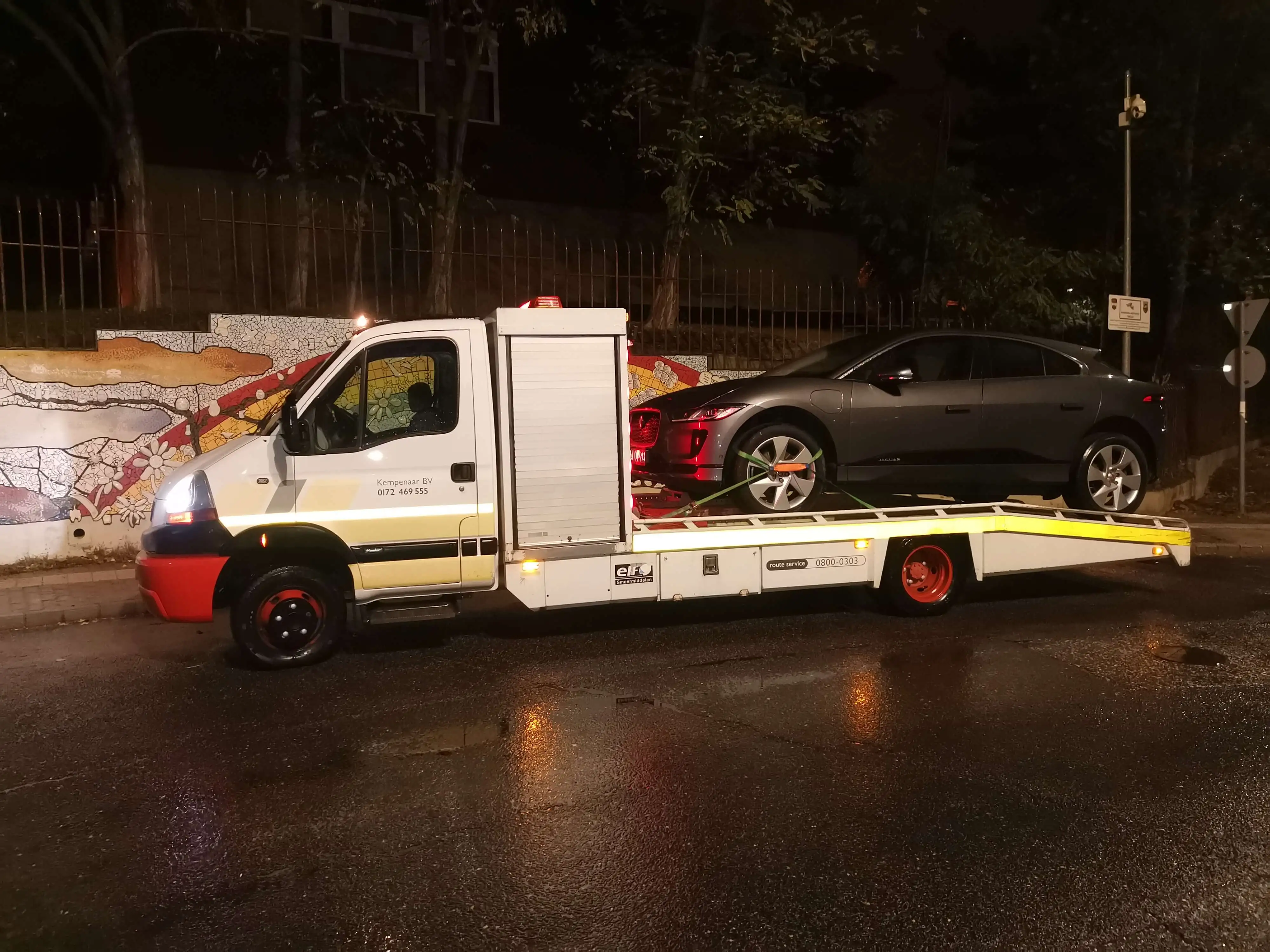 autómentés budapesten, kedvező áron éjjel-nappal